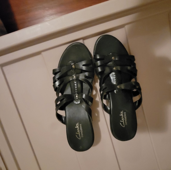 clarks valarie mindi